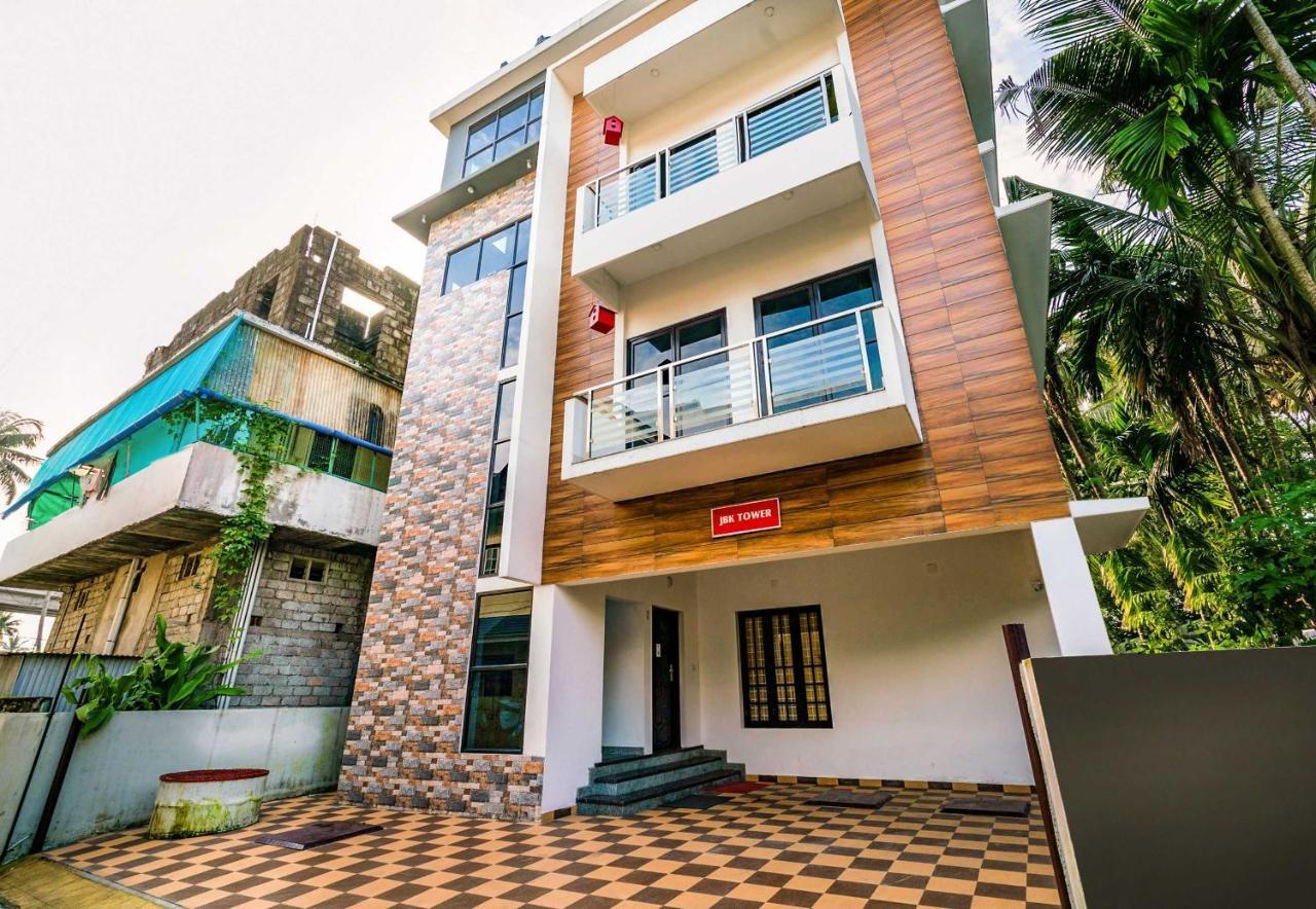 Hotel O Thykoodam Apartments Kochi 외부 사진
